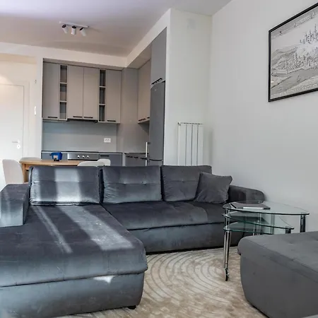 Апартаменты Bw Premium Wolf-free Parking