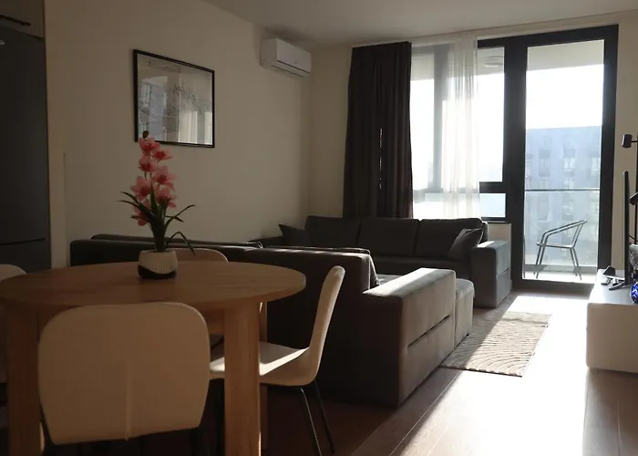 Bw Premium Wolf-free Parking Апартаменты Белград